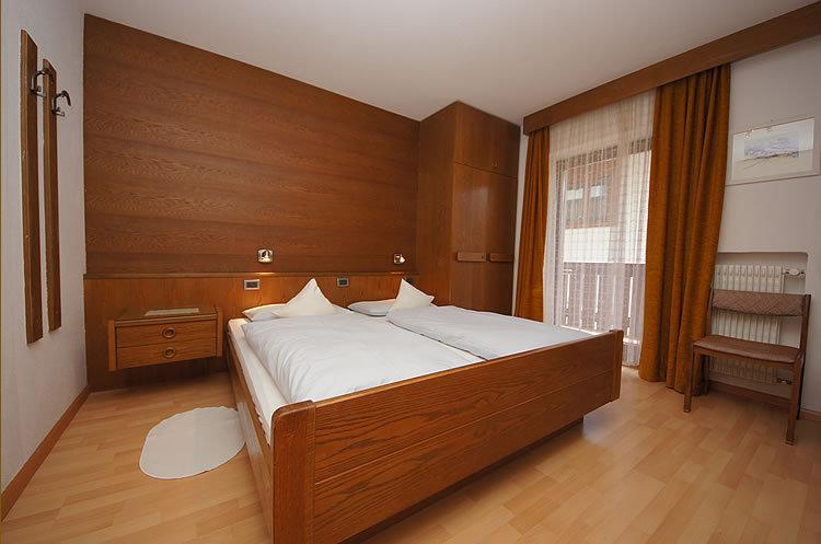 Ciasa Wallis Badia  Habitación foto